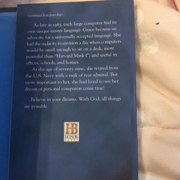 Gods Little Devotional Book for Graduates - Picture 5 of 6